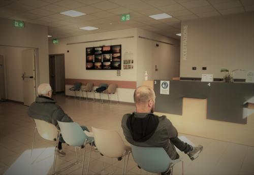 Multiclinica SMA Morbegno sala-dattesa-piano-primo